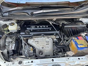 e klass: Toyota Ipsum: 2002 г., 2.4 л, Автомат, Газ, Минивэн — 9