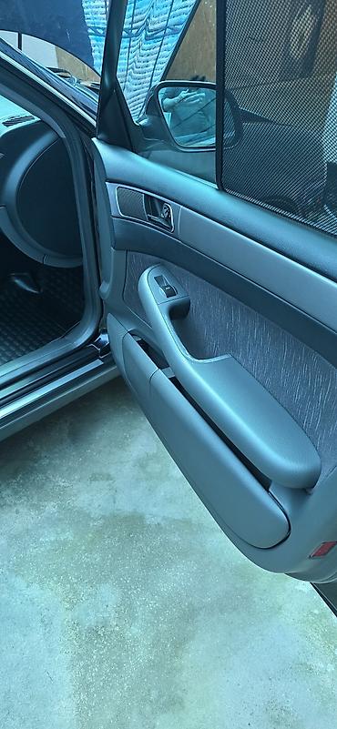 Унаа: Audi A6: 2002 г., 2.4 л, Кол менен иштөөчү, Бензин, Седан — 4