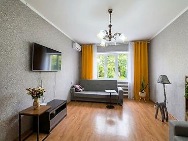 Продажа квартир: 2 комнаты, 48 м², Газ Городок 105 серия, 3 этаж, Свежий ремонт — 1