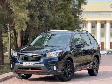 кофр на крышу автомобиля: Представляем Subaru Forester Sport, окрашенный в темно-синий цвет