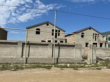 saray heyet ev type 1: Hövsanda Türkanı yolundakı ticarət və maşın bazarın arxasında yerləşən — 5