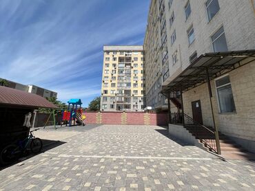 моладая гвардия: 2 комнаты, 78 м², Элитка, 7 этаж, ПСО (под самоотделку)