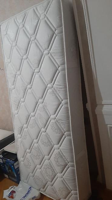 Digər mebel: Divan və kresloları bir yerdə 500 manat xarici maldı. Matras 300 azn — 3