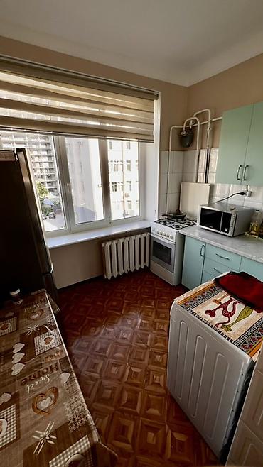 flat osh: 3 комнаты, Моссовет Собственник, Без подселения, от 6 месяцев, от 1 года, С мебелью полностью — 3