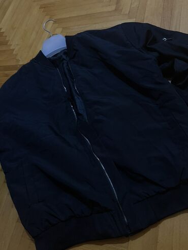 Kurtkalar: Unisex bomber gödəkçə - Model: oversize bomber - Rənglər: qara - — 10