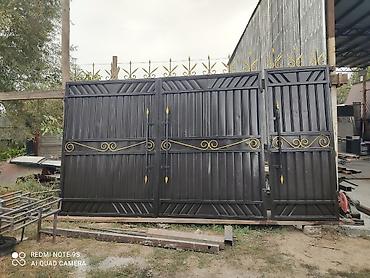 Распашные ворота: Кованые распашные ворота из металла с калиткой размер узундугу 2,50 — 1