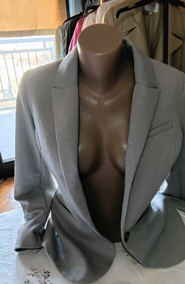 Sakoi: H&M ženski sako – sivi - Brend: H&M - Veličina: EUR 36 / US 8 — 1