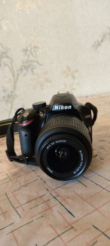 Fotokameralar: Salam, nikon D3200 satılır. Həvəskarlar üçün, gündəlik fotolar və