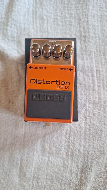 Elektro gitaralar: Elektro gitara və effekt pedalları dəsti Gitara: - Jolana brendi — 2
