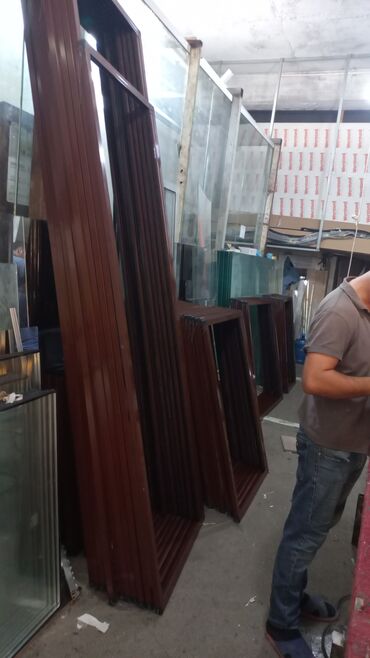 Plastik qapılar: Yeni Plastik qapı Zamok ilə, Zəmanətli, Pulsuz quraşdırma, Pulsuz çatdırılma, Rayonlara çatdırılma, Ödənişli çatdırılma — 24