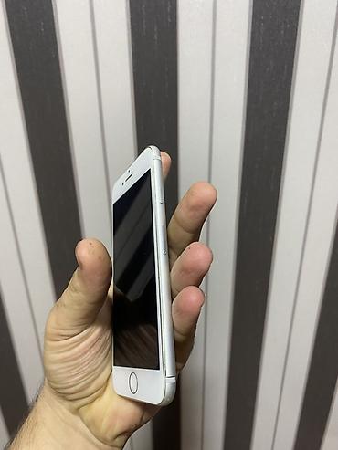 iphone macbook: IPhone 7, 128 GB, Gümüşü, Barmaq izi — 4