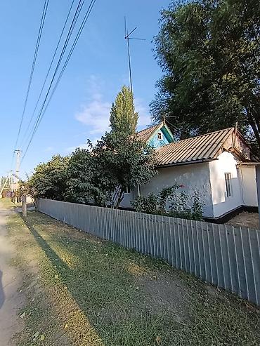Дома: Продаётся жилой дом с участком в частном секторе. - Одноэтажный дом с — 3