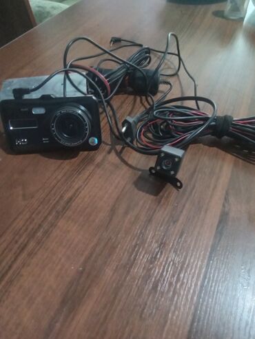 бу видео камеры: Видео редактор имеется передняя и задняя камера,можно также