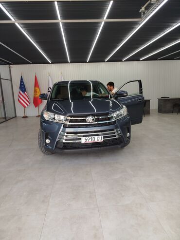 Toyota: Toyota Highlander: 2018 г., 3.5 л, Автомат, Бензин, Кроссовер