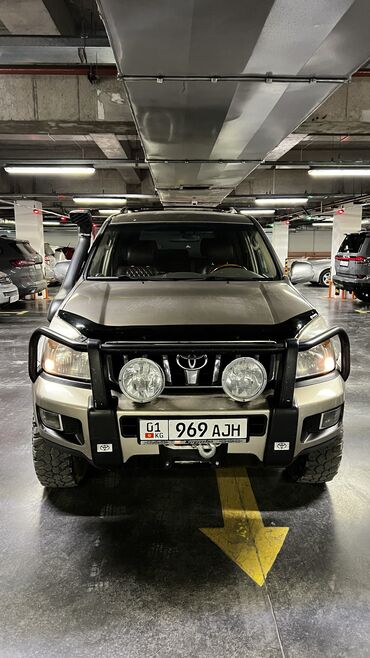 Toyota: Toyota Land Cruiser Prado: 2005 г., 4 л, Автомат, Газ, Внедорожник