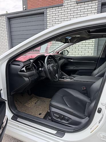 Продажа авто: Toyota Camry: 2019 г., 2.5 л, Вариатор, Гибрид, Седан — 6