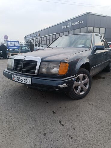 задний стоп мерс: Mercedes-Benz W124: 1988 г., 2 л, Механика, Бензин, Минивэн