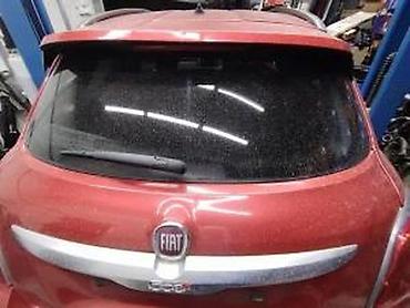 gume 14 col: Fiat 500x Cross staklo petih vrata zadnji kod boje 831. Fiat 500x — 1