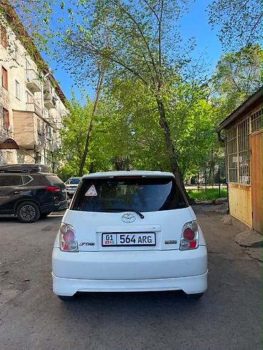 Продажа авто: Toyota Ist: 2003 г., 1.3 л, Автомат, Бензин, Хэтчбэк — 4