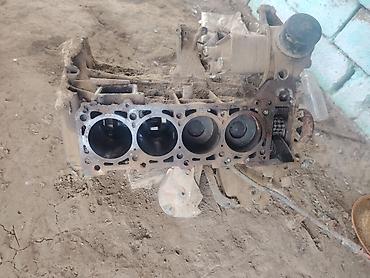 traktor 80 kmh: Salam blok 05 blokdu öz maşınımın çoxdandi qalıb qapida usdunu toz — 3
