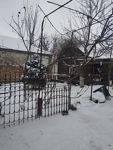 Продажа коттеджей и домов: Продаю дом 100кв.м. 4 комнаты. Имеется хоз. Постройки, гараж, огород — 9