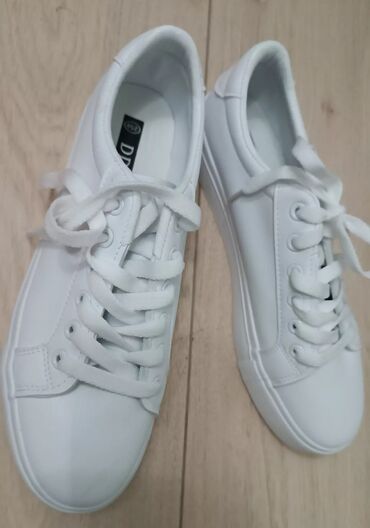 Women's Sneakers and athletic shoes: Новый срочно продается обуви очень удобный лёгкий лето осень весна — 5