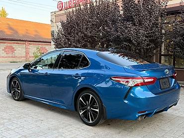 corolla 2016: Toyota Camry: 2018 г., 2.5 л, Автомат, Бензин — 2