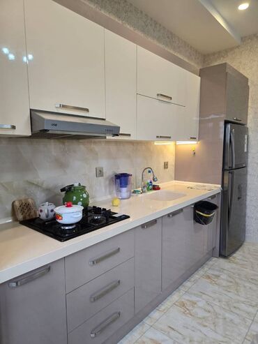 Uzunmüddətli kirayə evlər: 212 kv. m, 4 otaqlı, Kanalizasiya, Kombi, Qaz -da lalafo.az — 10 Uzunmüddətli kirayə evlər: 212 kv. m, 4 otaqlı, Kanalizasiya, Kombi, Qaz — 10