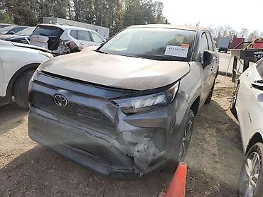 Toyota: Toyota RAV4: 2022 г., 2.5 л, Автомат, Бензин, Внедорожник — 3