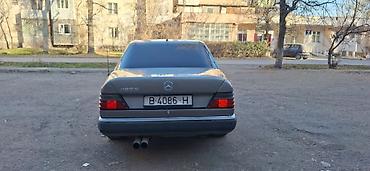 Mercedes-Benz: Mercedes-Benz E-Class: 1991 г., 2.3 л, Механика, Газ, Седан — 5