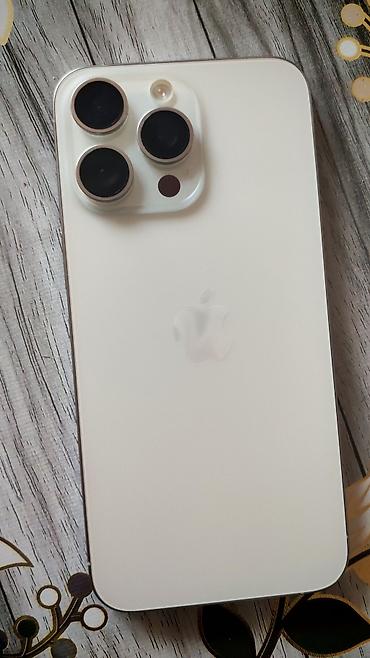 apple iphone 1: IPhone 15 Pro, 256 GB, Ağ, Face ID — 3