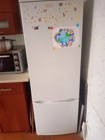 sac içi: Б/у 2 двери Atlant Холодильник Продажа, цвет - Белый, Встраиваемый
