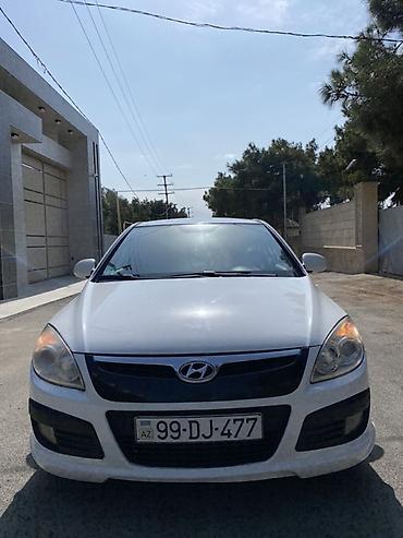 yaponka fere: Hyundai i30 Sport hatchback - Kuzov: 5 qapılı hatchback, ağ rəng — 1