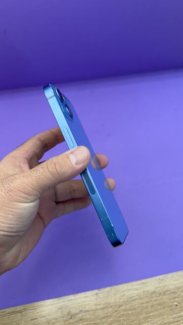 Apple iPhone: IPhone 13, Б/у, 512 ГБ, 82 % — 12