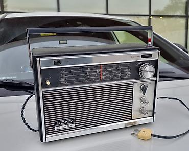 Радио: 1960 cı illərin Sony radiopriyomnik təzə kimi qalıb, əla işləir — 3