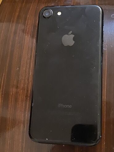 IPhone 7, 128 GB, Qara, Qırıq