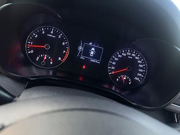 требуется газа решик: Kia K5: 2017 г., 2 л, Автомат, Газ, Седан — 6