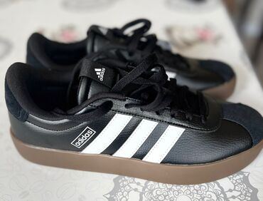 мужские кроссовки адидас: Кроссовки Adidas, кожа, 42 размер, куплены в США - Классическая