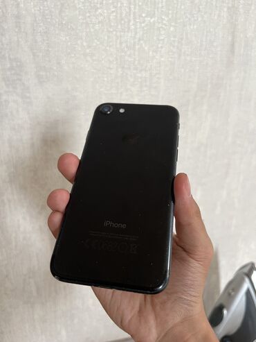 сколько стоит самый дешёвый ноутбук: IPhone 7, Колдонулган, 128 ГБ, Midnight, Кабель, 100 %