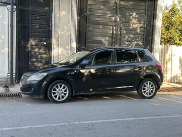 машина кейж: Kia Ceed: 2008 г., 1.6 л, Автомат, Бензин, Хэтчбэк