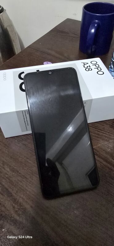 Oppo: Oppo A38, 128 GB, rəng - Qara, İki sim kartlı