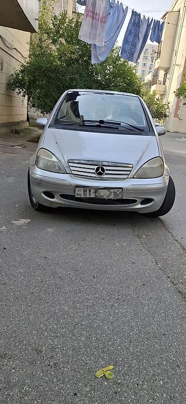 mercedes s221: Mercedes-Benz A-Class (W168) hetçbek - Kuzov: 5 qapı, gümüşü rəng - — 1
