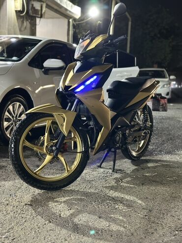 tufan m50 2022: Sport üslublu moped/motosiklet - Korpus: aqressiv, kəskin xətli