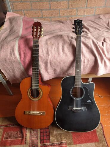 спортивные одежды: Две гитары. 1) Акустическая гитара Kepma (черная, вырез cutaway): -