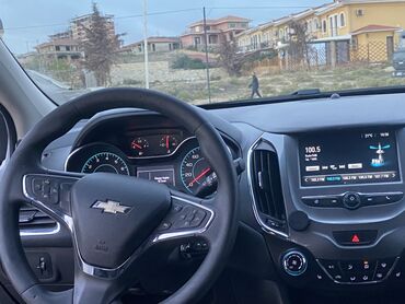 Chevrolet: Chevrolet Cruze: 1.4 l | 2018 il 185000 km Sedan — 15