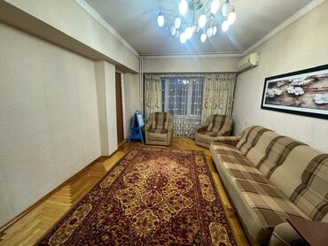 токмок квартира сатылат: 3 комнаты, 80 м², Индивидуалка, 7 этаж, Косметический ремонт
