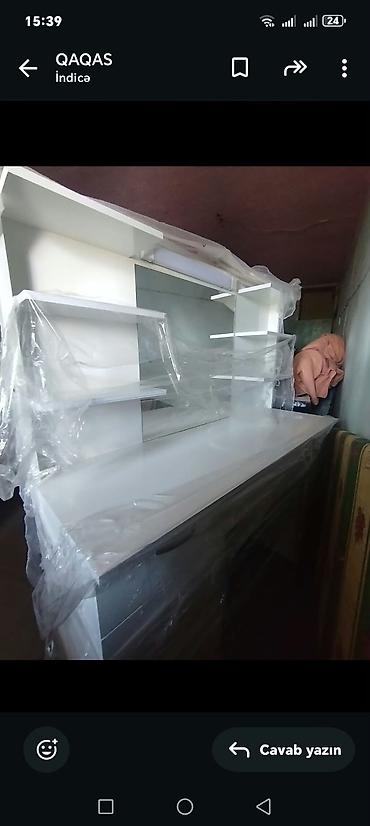 kamontlar: Ağ rəngli vitrin/komod tipli salon mebeli - Material: laminat/MDFlam — 1