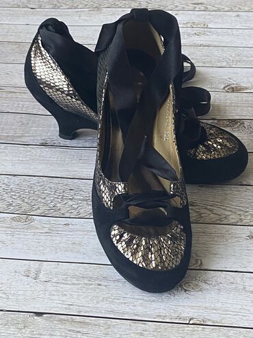 туфли черные с красивой отделкой: Туфли 35.5, цвет - Черный