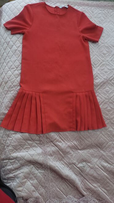 Dəstlər, kostyumlar: Ziyafət donu, Mini, Zara, XS (EU 34)