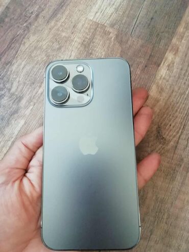Saab: IPhone 13 mini